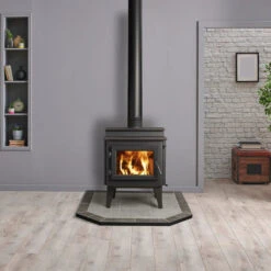 4300 Step Top Wood Stove -HearthHome ECommerce 4300STshutterstock 1507585001 1